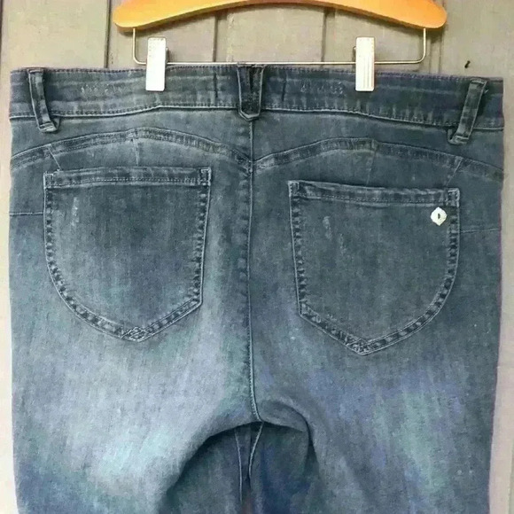 Democracy Denim Jean size 14 - Picture 4 of 5